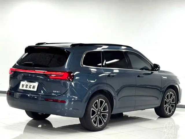 Aito M7 — Фото автомобиля 6