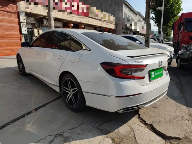 Honda Accord — Фото автомобиля 4