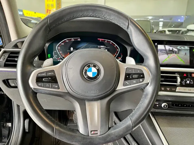 BMW 3 Series — Фото автомобиля 9