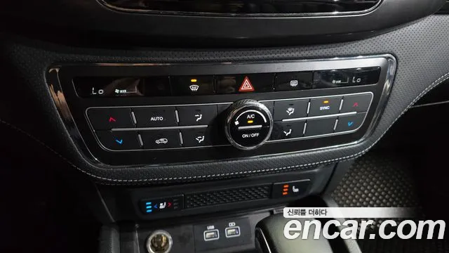 KG_Mobility_Ssangyong Rexton — Фото автомобиля 27