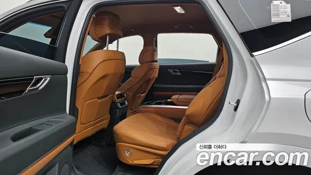 Genesis GV80 — Фото автомобиля 16