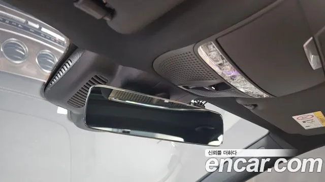 Mercedes-Benz E-Class — Фото автомобиля 17