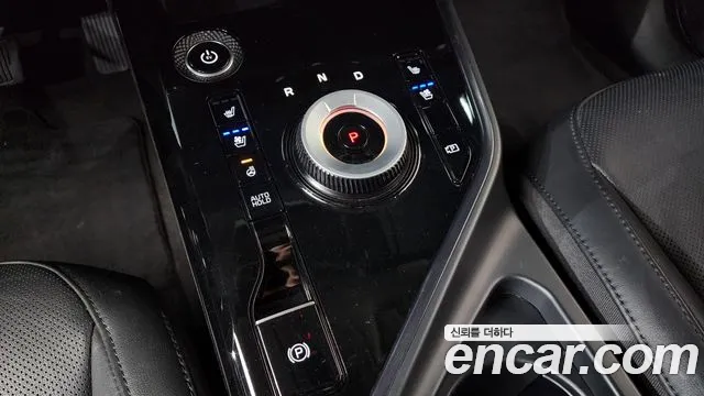 Kia Niro New — Фото автомобиля 12