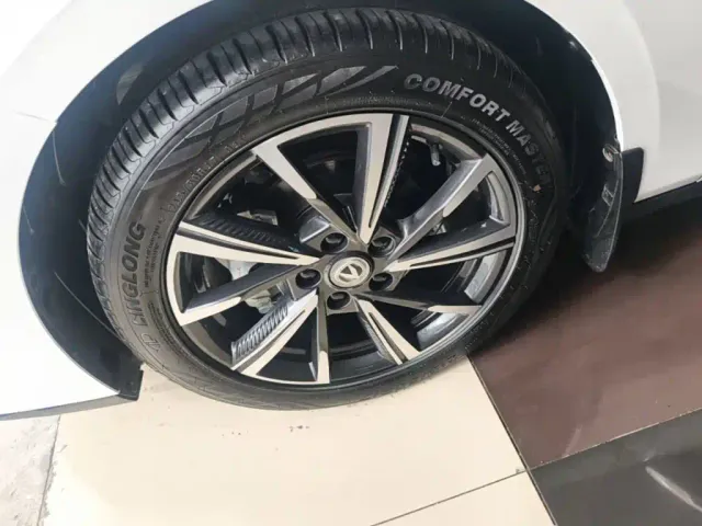 Changan Eado — Фото автомобиля 22