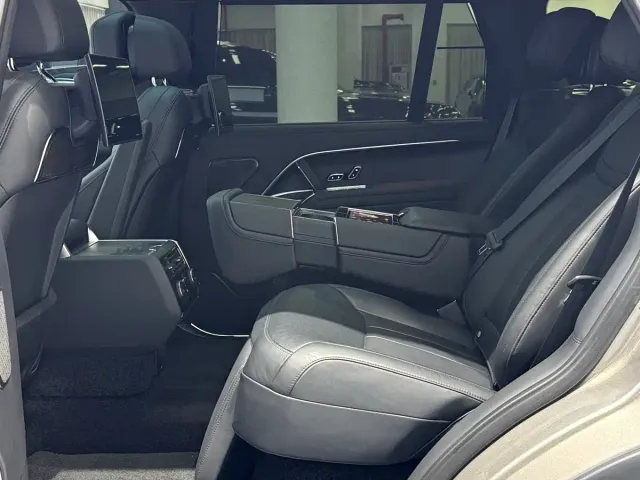 Land Rover Range Rover — Фото автомобиля 16