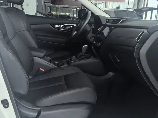 Nissan Qashqai — Фото автомобиля 12