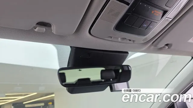 Hyundai Tucson Tucson (NX4) Дизель 2.0 2WD — Фото автомобиля 18