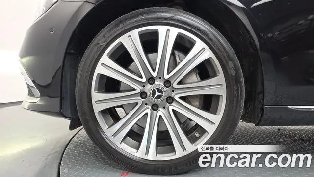 Mercedes-Benz E-Class W213 — Фото автомобиля 5