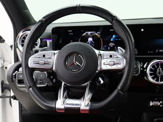 Mercedes-Benz A-Class AMG — Фото автомобиля 14