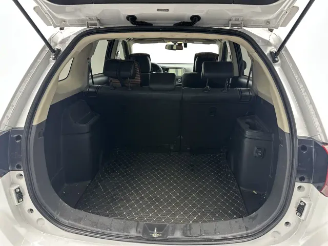 Mitsubishi Outlander — Фото автомобиля 19