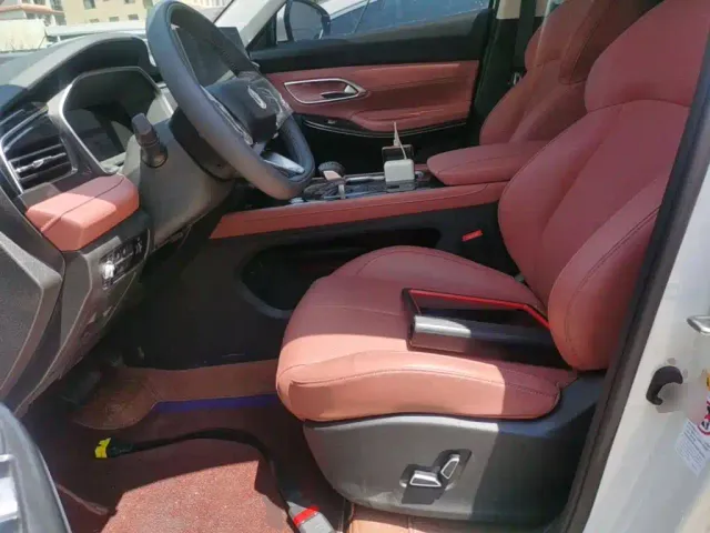 Changan CS75 — Фото автомобиля 10
