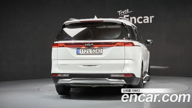Kia Canival Carnival 4 поколение Дизель 7 мест Signature — Фото автомобиля 4