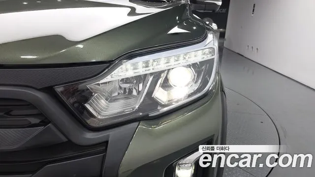 KG_Mobility_Ssangyong Rexton Новый Rexton Sport Khan Дизель 2.2 4WD — Фото автомобиля 19