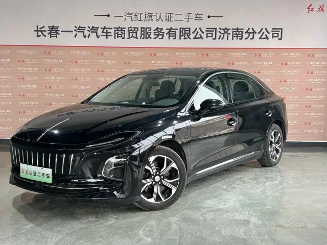 Фотография автомобиля — Hongqi E-QM5