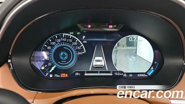 Genesis GV70 2.5T Бензин 2WD — Фото автомобиля 7
