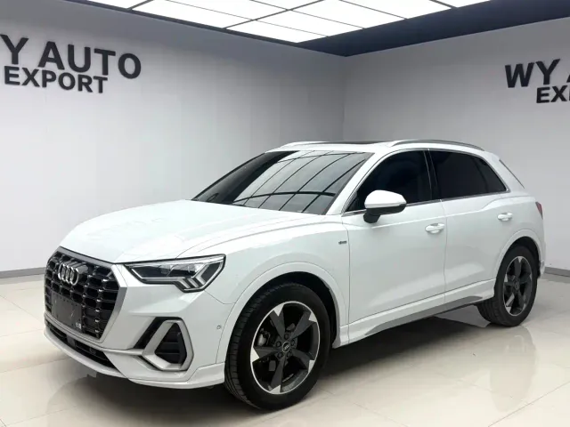 Фотография автомобиля — Audi Q3