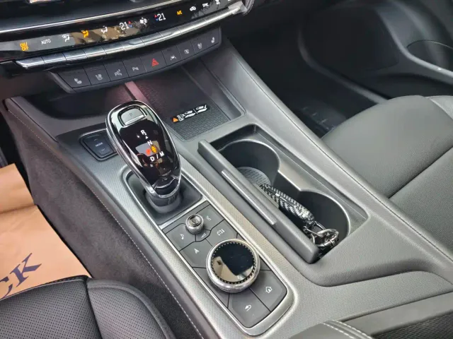 Cadillac CT5 — Фото автомобиля 12