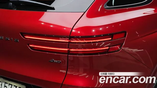 Genesis GV70 — Фото автомобиля 8