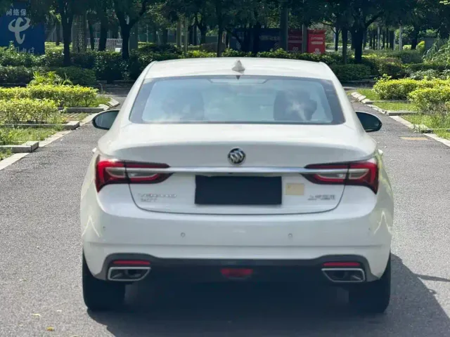 Buick Verano — Фото автомобиля 6