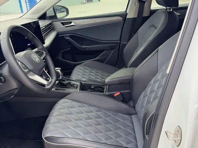 Volkswagen Sagitar — Фото автомобиля 16