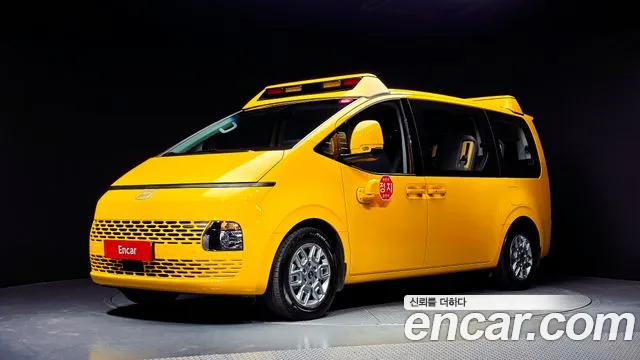Фотография автомобиля — Hyundai Staria