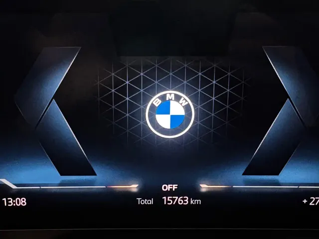 BMW 5 Series — Фото автомобиля 17