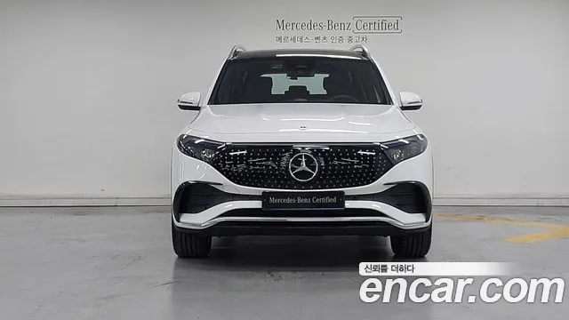 Mercedes-Benz EQB — Фото автомобиля 3