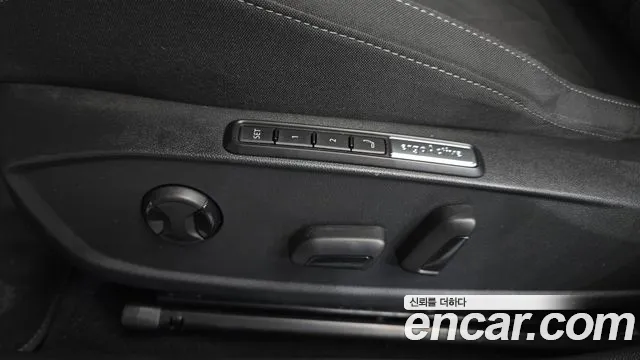 Volkswagen Golf Golf 8 поколение 2.0 TDI Prestige — Фото автомобиля 29