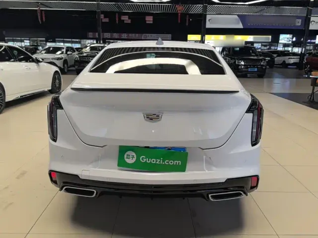 Cadillac CT4 — Фото автомобиля 5