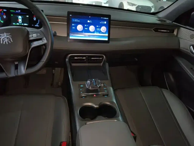 BYD Qin PLUS — Фото автомобиля 13