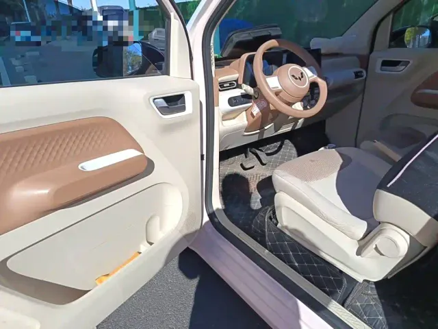 Wuling Hongguang Mini EV — Фото автомобиля 12
