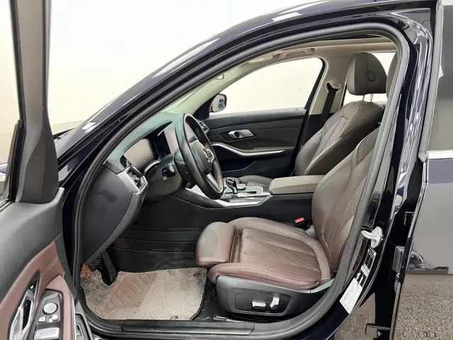BMW 3 Series — Фото автомобиля 4
