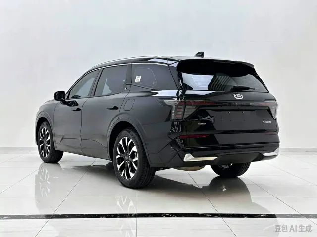 Ford Edge — Фото автомобиля 6