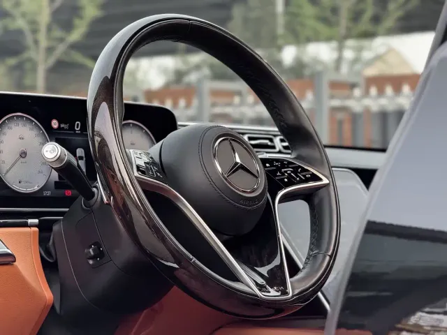 Mercedes-Benz Maybach S-Class — Фото автомобиля 11