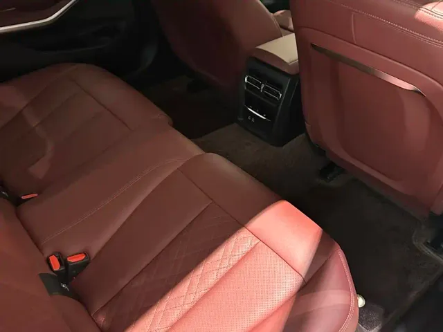BMW 3 Series — Фото автомобиля 7