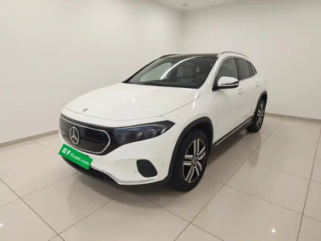 Фотография автомобиля — Mercedes-Benz EQA