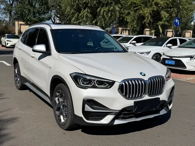 BMW X1 — Фото автомобиля 2