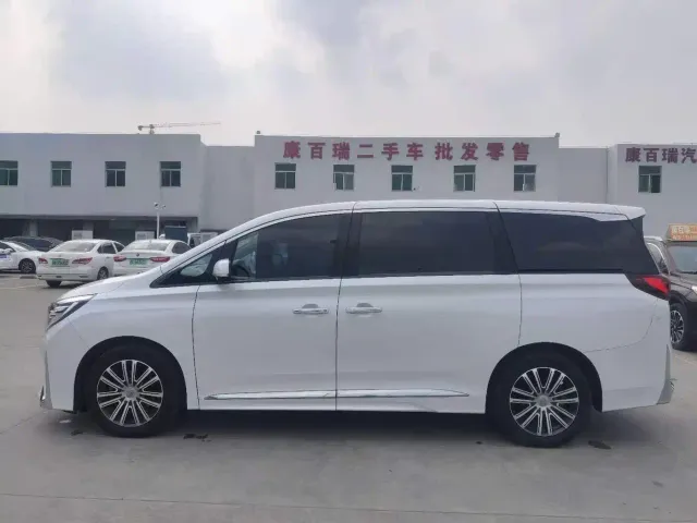 GAC Trumpchi M8 — Фото автомобиля 8