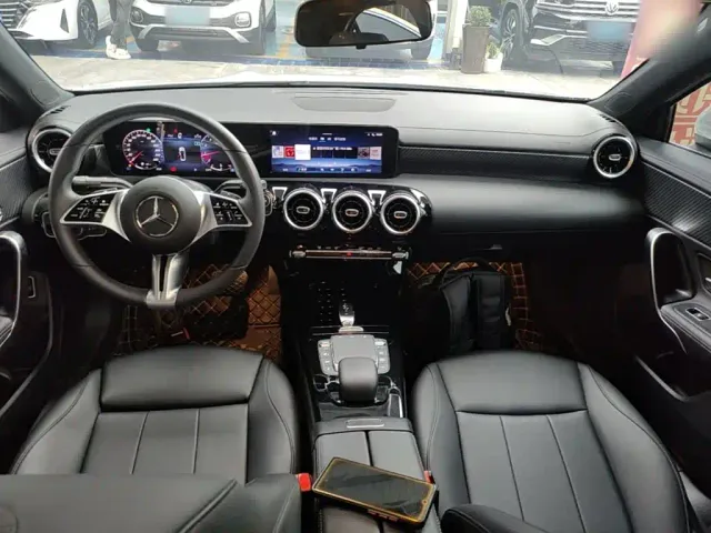 Mercedes-Benz A-Class — Фото автомобиля 9