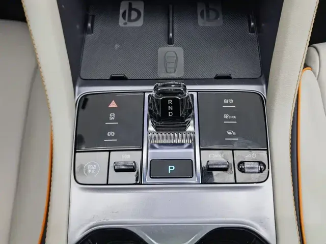 BYD Song PLUS — Фото автомобиля 13