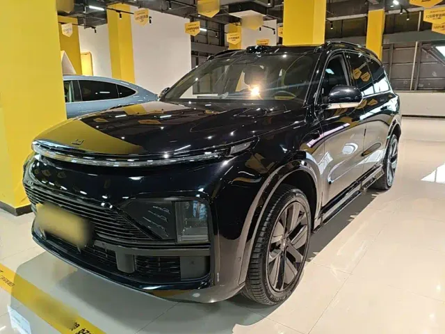 Фотография автомобиля — Li Auto L9