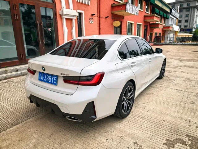 BMW 3 Series — Фото автомобиля 6