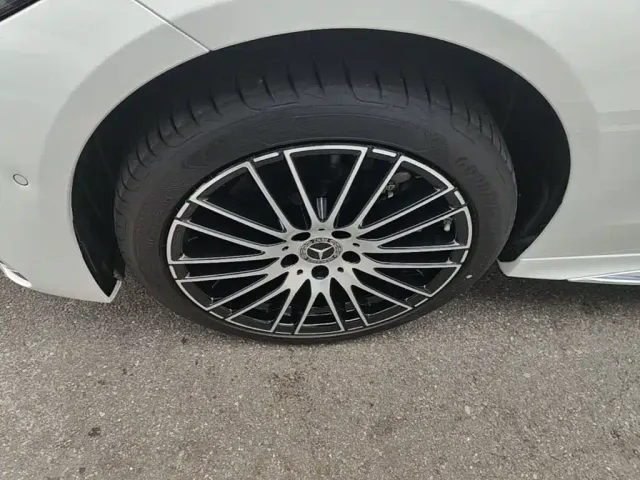 Mercedes-Benz C-Class — Фото автомобиля 22