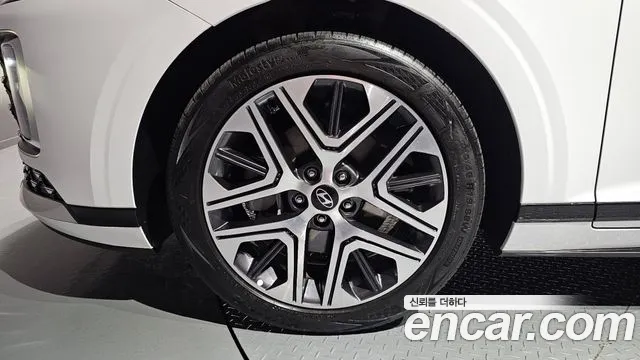 Hyundai Grandeur GN7 — Фото автомобиля 5