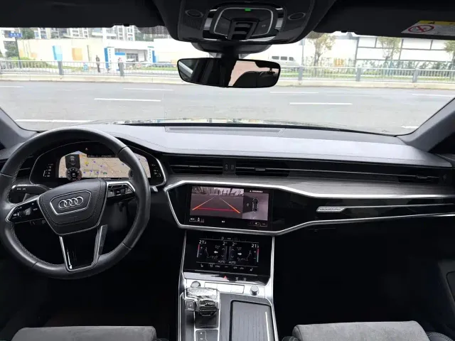 Audi A6L — Фото автомобиля 7