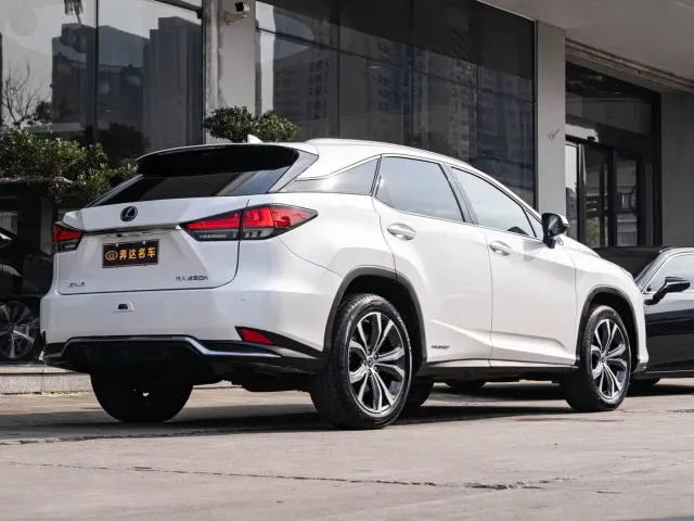 Lexus RX — Фото автомобиля 3