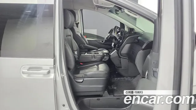 Hyundai Staria — Фото автомобиля 11
