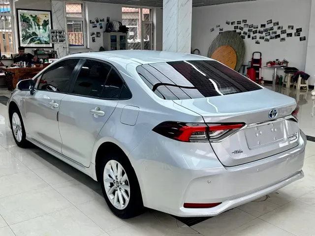 Toyota Corolla — Фото автомобиля 6
