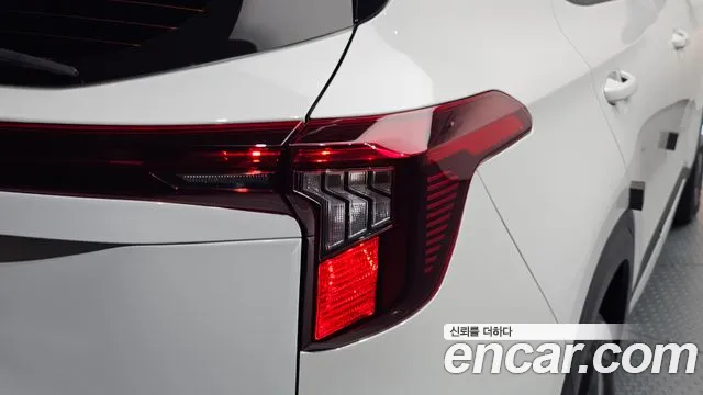 Kia Seltos New — Фото автомобиля 8
