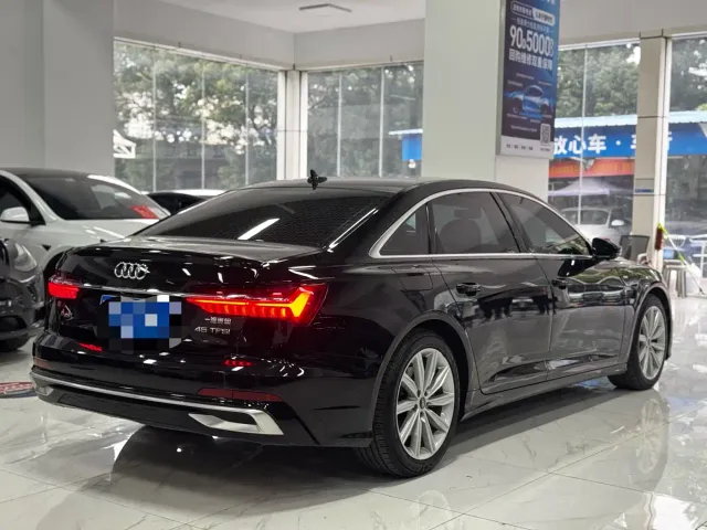 Audi A6L — Фото автомобиля 4